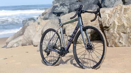 Gravelbike,Obed GVR Prism,USA,seitliche Ansicht Strand