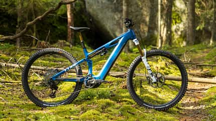 Cube One44 Hybrid Action Team E-Mountainbike Cube One44 Hybrid Action Team E-Mountainbike