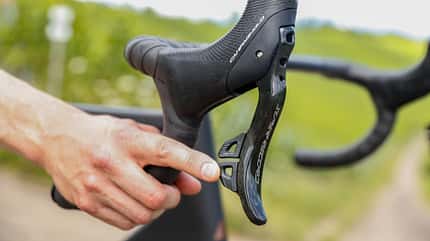 Schalttasten einer Campagnolo Super Record Wireless Schalttasten einer Campagnolo Super Record Wireless