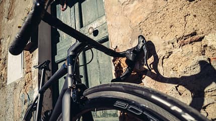 Colnago C68 Rim,Rennrad,Felgenbremse,an Wand gelehnt Colnago C68 Rim,Rennrad,Felgenbremse,an Wand gelehnt