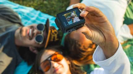 GoPro Hero,Menschen auf Wiese