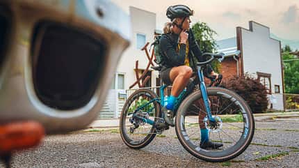 Gravelbike,Arid Carbon,Mondraker,vor Auto