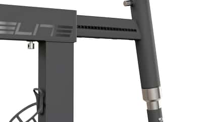 Der Elite Square Smart Frame ist vielfach einstellbar. Der Elite Square Smart Frame ist vielfach einstellbar.