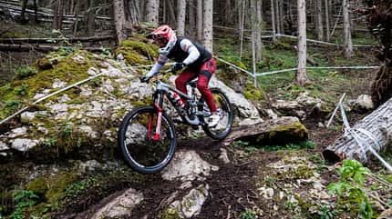 vtt,enduro world championships,image en couleur,mtb,richard bord,uci,enduro,championnats du monde Mountain Biker in Action