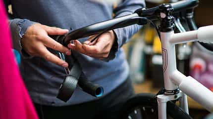 americas,manufacture,fabrication,canadian,industries,north american,business news,consumer goods Cycling In Vancouver As Shops Report Spike In Sales