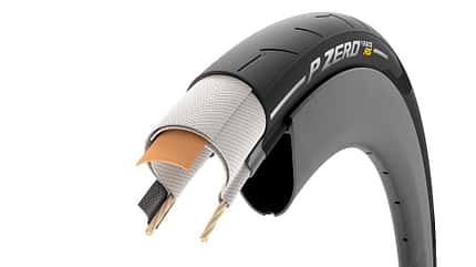 Querschnitt des Pirelli P Zero Race RS Clincher Querschnitt des Pirelli P Zero Race RS Clincher