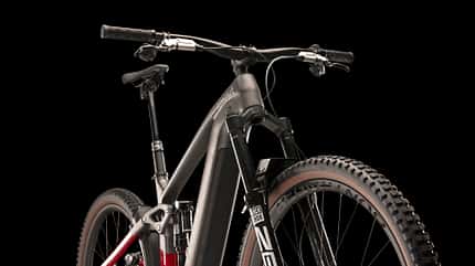 smart x Trek Rail+ 9.9 Gen 5 ,e-MTB,schräg von vorn unten,Brabus smart x Trek Rail+ 9.9 Gen 5 ,e-MTB,schräg von vorn unten,Brabus