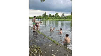 Neben der sportlichen Weiterentwicklung sollen die Kids des Stevens Youngsters Teams vor allem auch Spaß miteinander haben. Neben der sportlichen Weiterentwicklung sollen die Kids des Stevens Youngsters Teams vor allem auch Spaß miteinander haben.