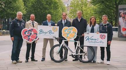 Die Organisatoren und Partner des Brezel Race Stuttgart & Region powered by ADAC sowie des Women´s Cycling Grand Prix - v.l.n.r.: André Neumann, Geschäftsführer Inflame Events GmbH - Christoph Traub, Oberbürgermeister von Filderstadt und Vorsitzender der SportRegion Stuttgart - Volker Schwarz, Vorstand für Finanzen ADAC Württemberg e.V. - Dr. Clemens Maier, Sport-Bürgermeister der Landeshauptstadt Stuttgart - Dr. Alexander Lahl, Regionaldirektor Verband Region Stuttgart - Lisa Brennauer, Sportliche Leiterin Women´s Cycling Grand Prix - Sven Fritschka, Geschäftsführer Inflame Events GmbH Die Organisatoren und Partner des Brezel Race Stuttgart & Region powered by ADAC sowie des Women´s Cycling Grand Prix - v.l.n.r.: André Neumann, Geschäftsführer Inflame Events GmbH - Christoph Traub, Oberbürgermeister von Filderstadt und Vorsitzender der SportRegion Stuttgart - Volker Schwarz, Vorstand für Finanzen ADAC Württemberg e.V. - Dr. Clemens Maier, Sport-Bürgermeister der Landeshauptstadt Stuttgart - Dr. Alexander Lahl, Regionaldirektor Verband Region Stuttgart - Lisa Brennauer, Sportliche Leiterin Women´s Cycling Grand Prix - Sven Fritschka, Geschäftsführer Inflame Events GmbH