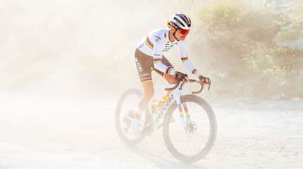 Marianne Vos auf dem Cervélo Áspero-5 Marianne Vos auf dem Cervélo Áspero-5