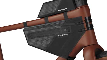Apidura Aero-System,Bikepacking-Taschen,am braunen Rad Apidura Aero-System,Bikepacking-Taschen,am braunen Rad