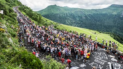 AMBIANCE, ENCOURAGEMENT, FOULE, MASSE, PAYSAGE, PELOTON, PUBLIC,,AMBIANCE, ENCOURAGEMENT, FOULE, MASSE, PAYSAGE, PELOTON, PUBLIC, Tour de France 2024,Berge