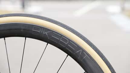 Das neue Carrera SL Pro Air Rennrad im ROADBIKE-Test. Das neue Carrera SL Pro Air Rennrad im ROADBIKE-Test.