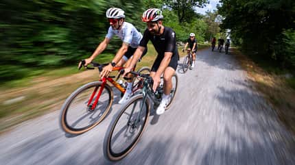 Daniel Oss und Peter Sagan beim Launch des Specialized Diverge 4 in Slowenien Daniel Oss und Peter Sagan beim Launch des Specialized Diverge 4 in Slowenien