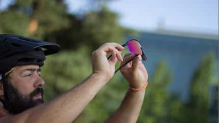 Julbo Sonnenbrillen und Helme im Test 2025