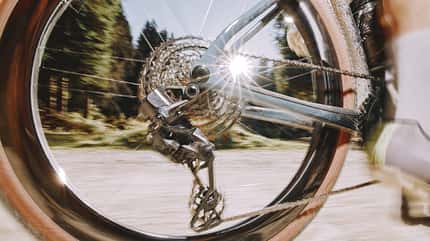 Campagnolo Super Record X Gravel 1x13 elektronische Schaltung Actionbild draußen Campagnolo Super Record X Gravel 1x13 elektronische Schaltung Actionbild draußen