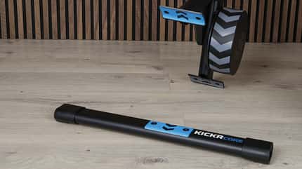 Wahoo Kickr Core V2 Indoor Smarttrainer Standfüße Wahoo Kickr Core V2 Indoor Smarttrainer Standfüße