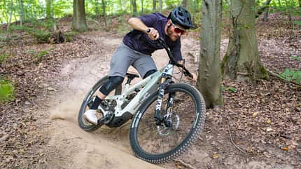 Wir testeten das Decoy Core 4 auf unseren Hometrails rund um Stuttgart, aber auch in den Alpen auf Flow-, Technik- und Jumptrails. Wir testeten das Decoy Core 4 auf unseren Hometrails rund um Stuttgart, aber auch in den Alpen auf Flow-, Technik- und Jumptrails.