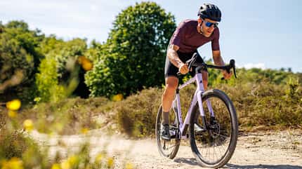 Alban Lakata auf dem Bulls Machete RX