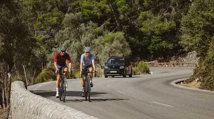 Sigma Reco 80 Link und Reco 81 Link,Radarrücklicht,Ad,Action,Auto von hinten kommend