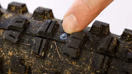 Tubeless-Reifen flicken