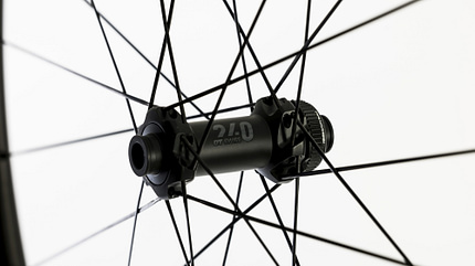 Aerycs Aero WT S mit DT Swiss 240-Nabe Aerycs Aero WT S mit DT Swiss 240-Nabe