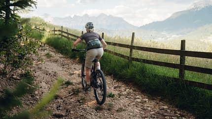 Südtirol,Trail,MTB-Fahrerin