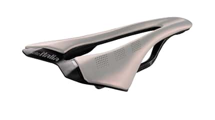 Selle Italia,SELLE ITALIA_2026_SLR_3D_CARBON_OPAL_WHITE,Studio