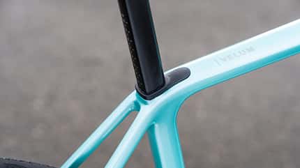 Avona Velum,Rennrad,ROADBIKE Test,Sattelstützenklemmung