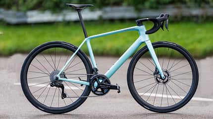 Avona Velum,Rennrad,ROADBIKE Test,Seitenansicht