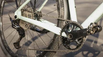 Das Bulls Daily Grinder 3 kommt mit Shimano GRX 1x12-Antrieb.