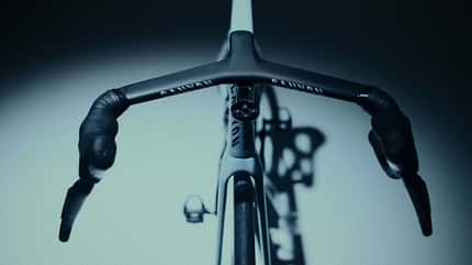 Canyon Endurace CFR Mathieu van der Poel Allroad-Bike Endurance Komfort Cockpit Studio Canyon Endurace CFR Mathieu van der Poel Allroad-Bike Endurance Komfort Cockpit Studio