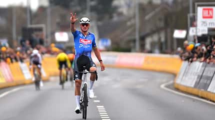 Canyon Endurace CFR Mathieu van der Poel Allroad-Bike Endurance Komfort Sieg E3 Saxo Classic Canyon Endurace CFR Mathieu van der Poel Allroad-Bike Endurance Komfort Sieg E3 Saxo Classic