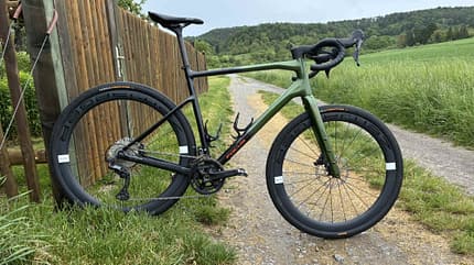 Focus Atlas 6.9 mit Shimano GRX und Zeitjäger Pro 45G-Laufrädern von Storck