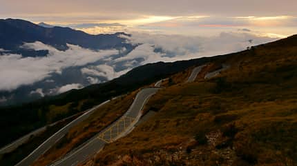 wuling,songsyue Beautiful view of sea cloud and mountain landscape