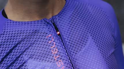 Adult, Blouse, Long Sleeve, Male, Man, Person, Sleeve Die neue "Hot Weather"-Kollektion von Castelli.
