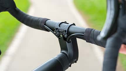 Rose Blend Road,Rennrad,ROADBIKE,Test,Lenker von unten,Leitungen Rose Blend Road,Rennrad,ROADBIKE,Test,Lenker von unten,Leitungen