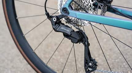 Cube Attain SLX,Einsteiger Rennrad,ROADBIKE Test,Shimano 105 Schaltwerk Cube Attain SLX,Einsteiger Rennrad,ROADBIKE Test,Shimano 105 Schaltwerk