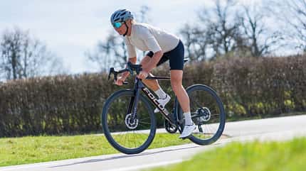 Focus Izalco Max 8.9,Rennrad,ROADBIKE Test,Actionfoto Focus Izalco Max 8.9,Rennrad,ROADBIKE Test,Actionfoto