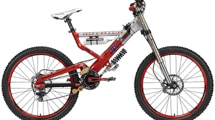 Rotwild RDH04 PS-2220 Downhill-Mountainbike, Modelljahr 2000, Seitenansicht, vollgefedertes Fahrrad mit markantem Dämpfer und Federgabel.