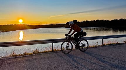 Tour Around Europe mit dem Gravelbike, Woche 13, Jonas am See Tour Around Europe mit dem Gravelbike, Woche 13, Jonas am See