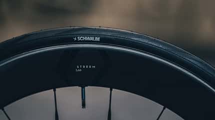 Cube Litening Aero Rennrad Schwalbe Reifen Newmen Laufrad