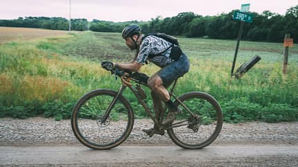 Salsa Fargo 32,Gravelbike,Rahmen,Titan,Stahl,Actionfoto Salsa Fargo 32,Gravelbike,Rahmen,Titan,Stahl,Actionfoto