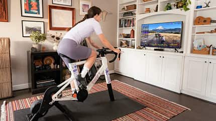 Zwift Ride Hardware mit Rouvy Zwift Ride Hardware mit Rouvy
