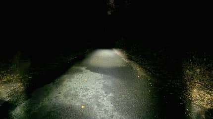 ROADBIKE,Frontleuchtentest,Lichtteppich,Trelock Lighthammer 100 ROADBIKE,Frontleuchtentest,Lichtteppich,Trelock Lighthammer 100