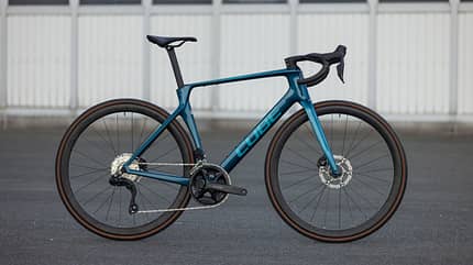 Cube Agree Rennrad Neuheit Endurance-Rennrad Standbild 105 Di2
