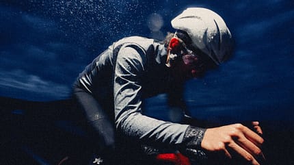 Assos of Switzerland,Regenjacke,Mille GTS SturmPrinz Rain Jacket S11,Fahrer schräg von vorn