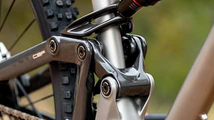 Revel Ranger Ti Fully Titan Carbon 2026 linkage