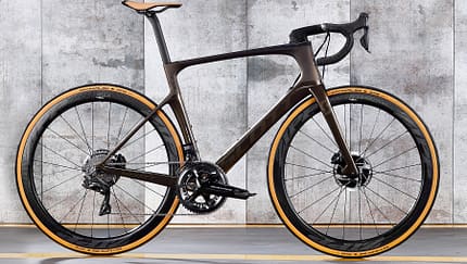 rb-0319-aero-rennrad-test-scott-foil-premium-disc-bike (jpg)