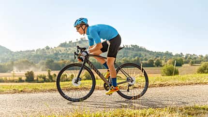 rb-1018-radtest-gravel-cross-canyon-grail-cf-sl-80-di2-mit-TEASER-BO-6489-high-res (jpg)